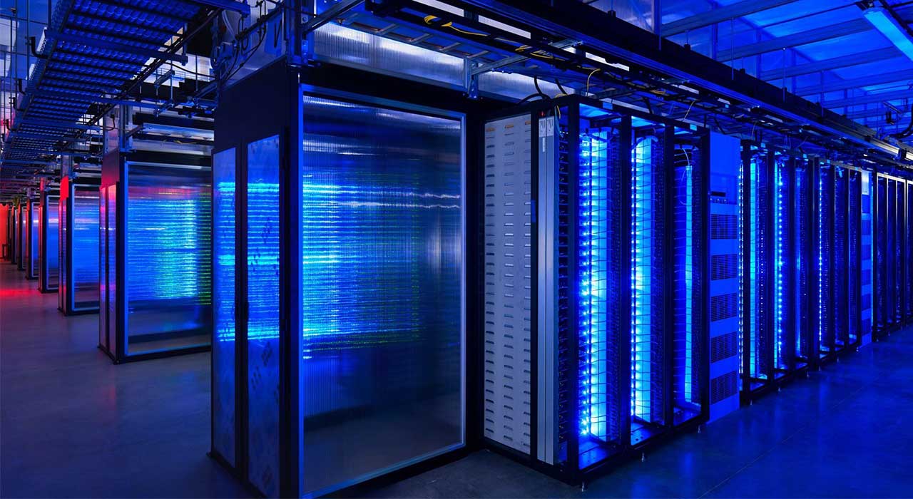 Sala com servidores representado a Tecnologia Azure